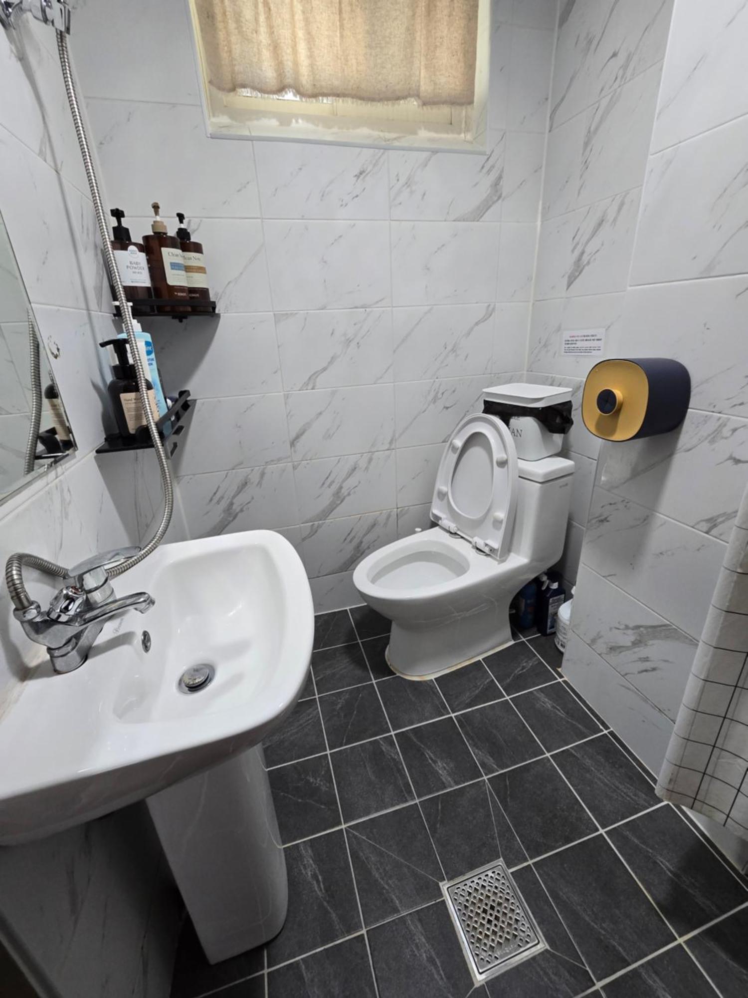 Apartment Ddp, Ddm 3 Mins Chilling Party Available Convenience Transportation Long Term Welcomed *
